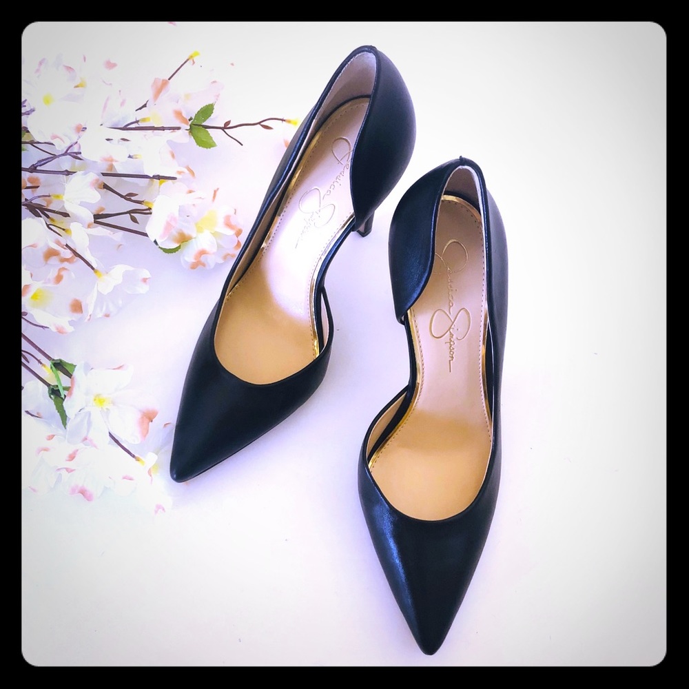 Jessica Simpson Claudette Pump